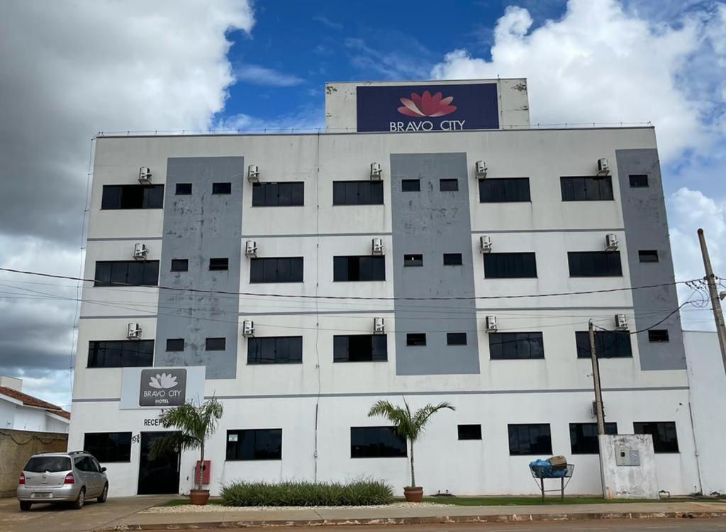Bravo City Hotel Campo Verde Exterior photo